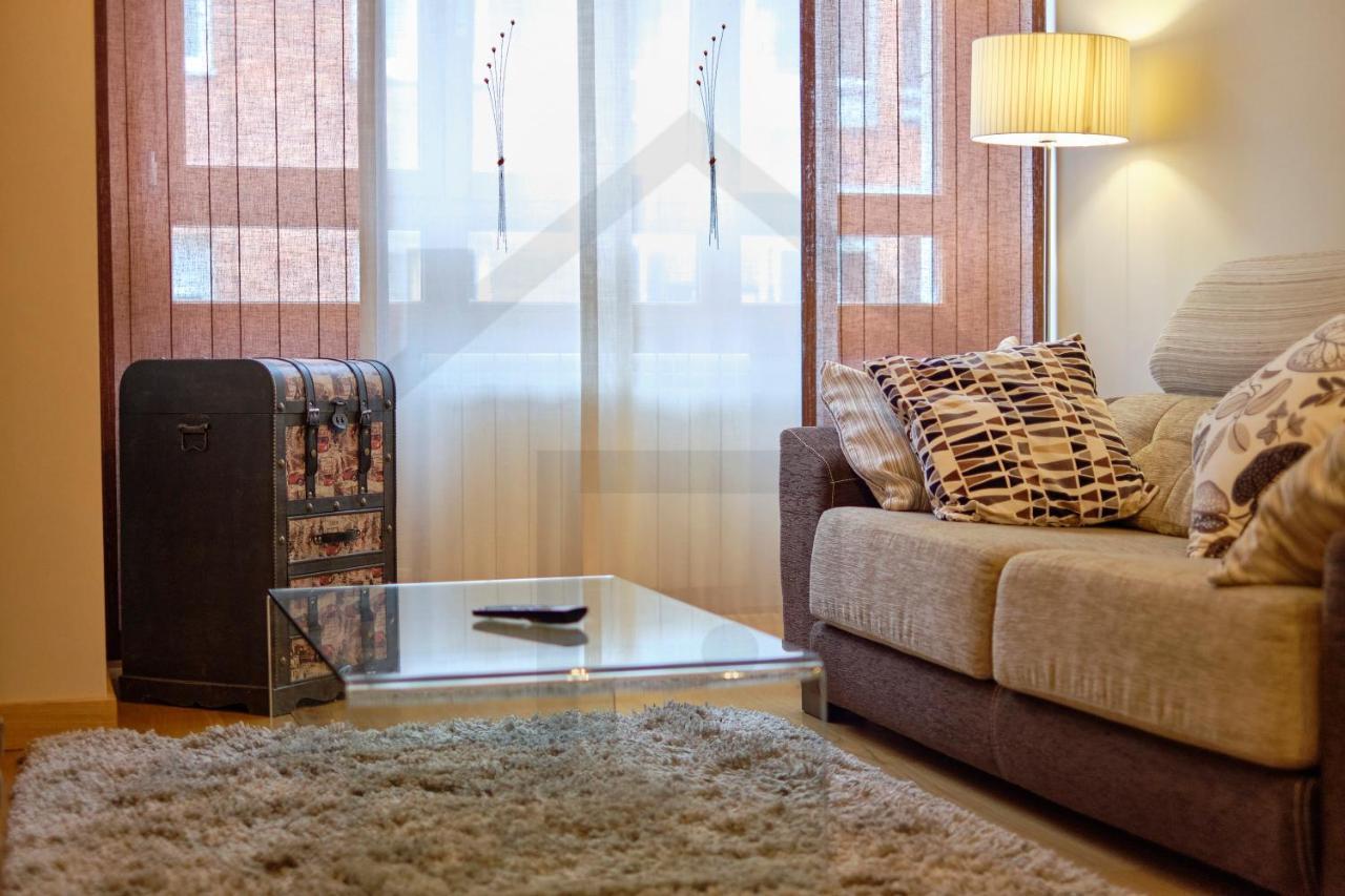 אוביידו Apartamento Candelaria - Lujo A Un Paso Del Centro מראה חיצוני תמונה